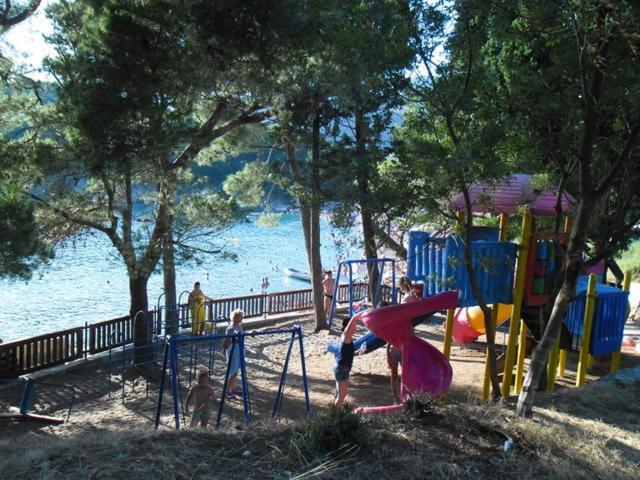 One-Bedroom Mediterranean Flat Near The Sea Petrovazzo Esterno foto
